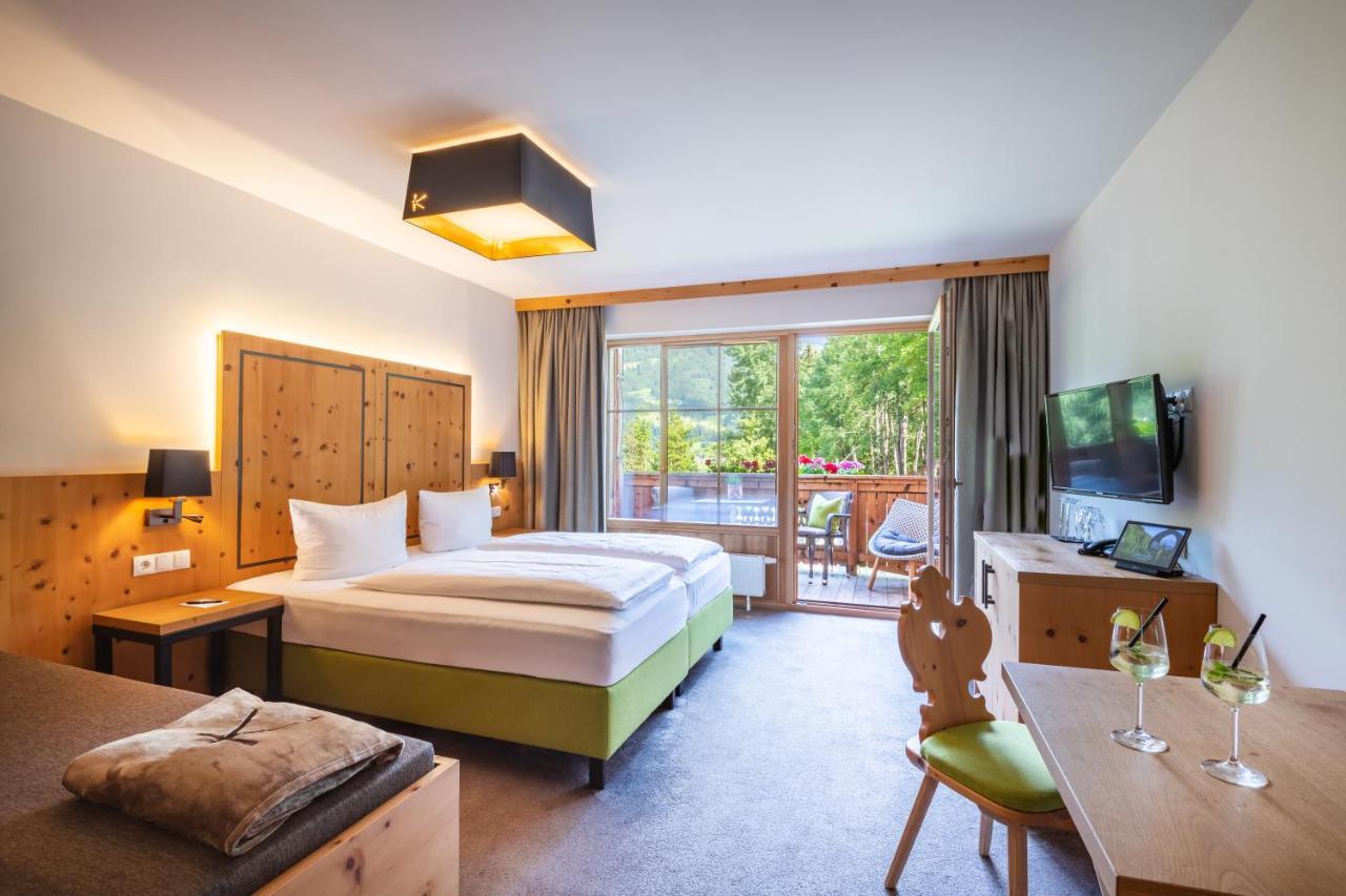- Aparthotel 4*